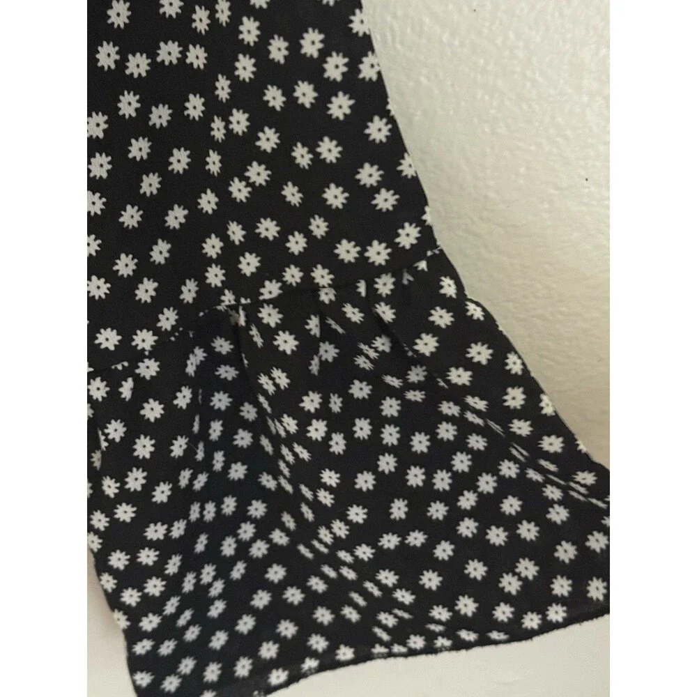 SHEIN Black White Daisy Floral Peplum Tie Front Blouse Long Sleeve Size M